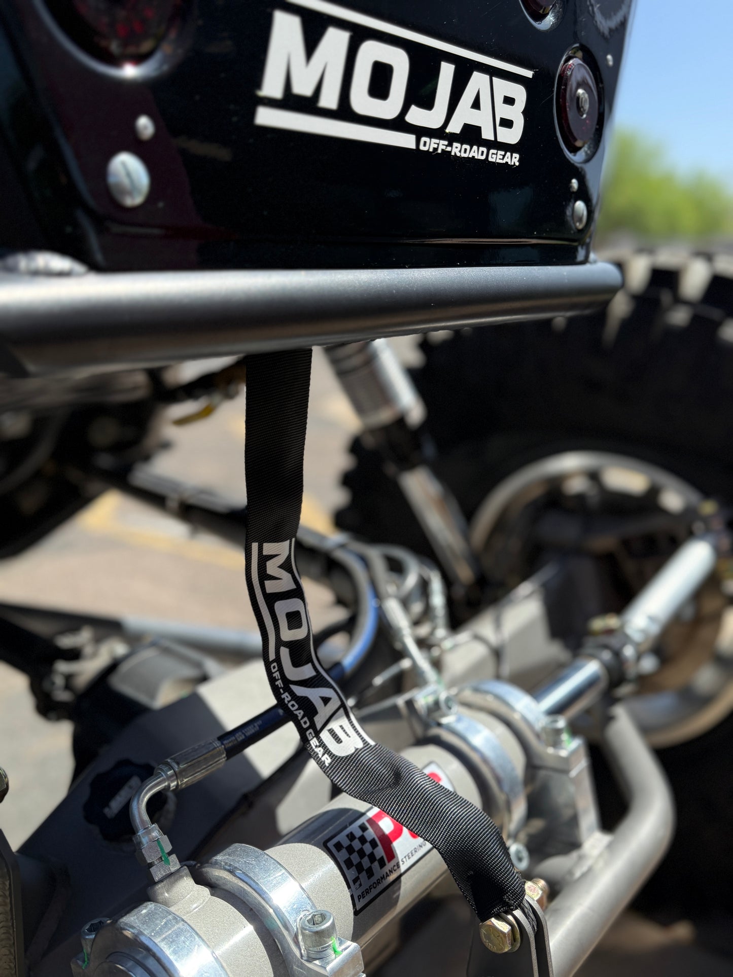 MO6.0 Series Electric Winch with 6,000 lb pulling capacity